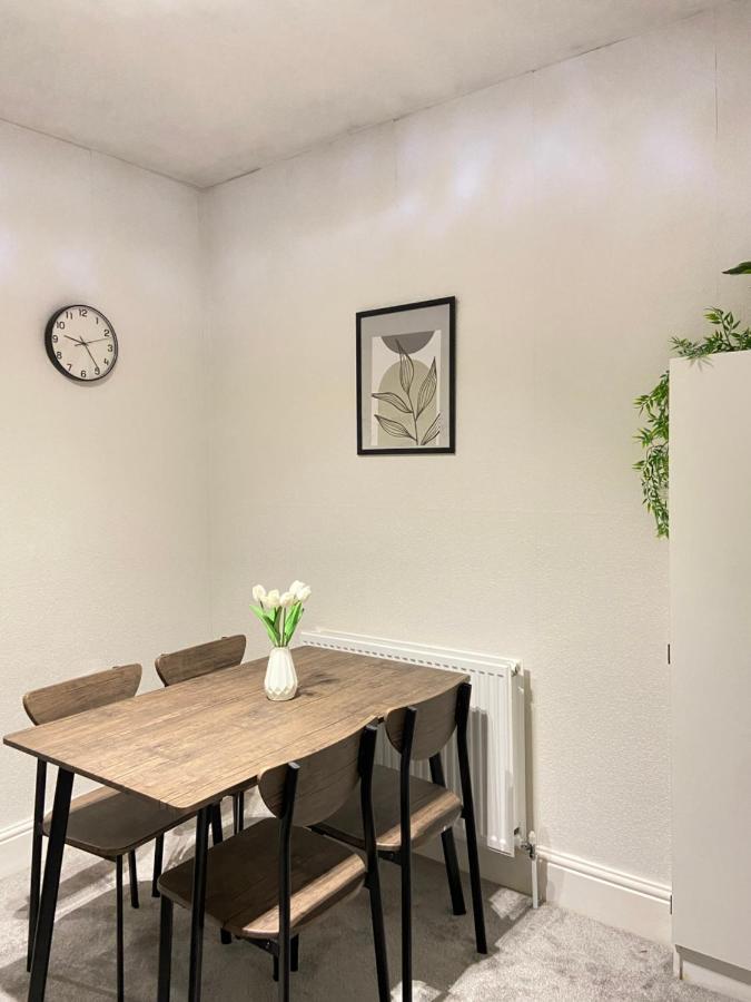 Kisobi Home Bedroom 1 キングストン・アポン・ハル エクステリア 写真